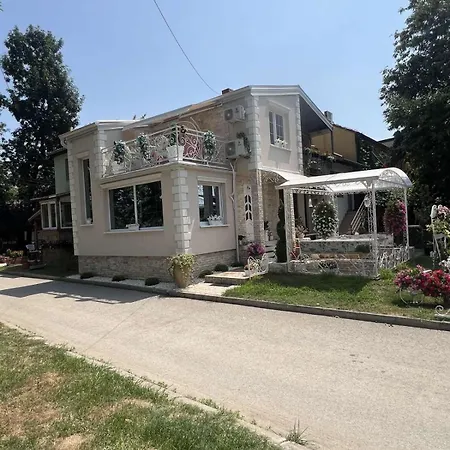 Villa Romansa *