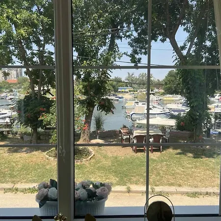 Romansa 빌라 노비사드