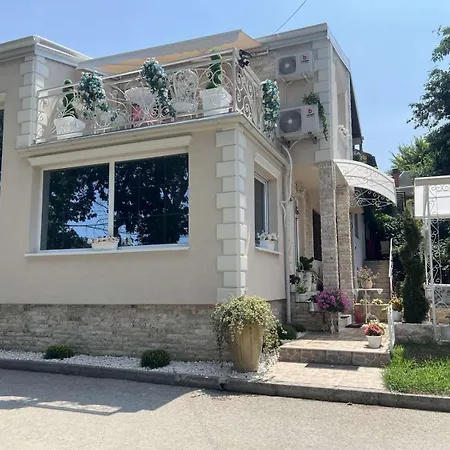 빌라 Romansa 노비사드