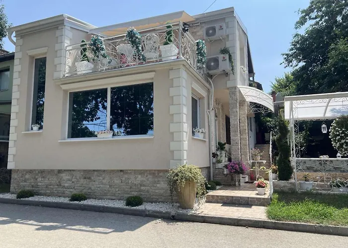 ヴィラ Romansa ノヴィ・サド